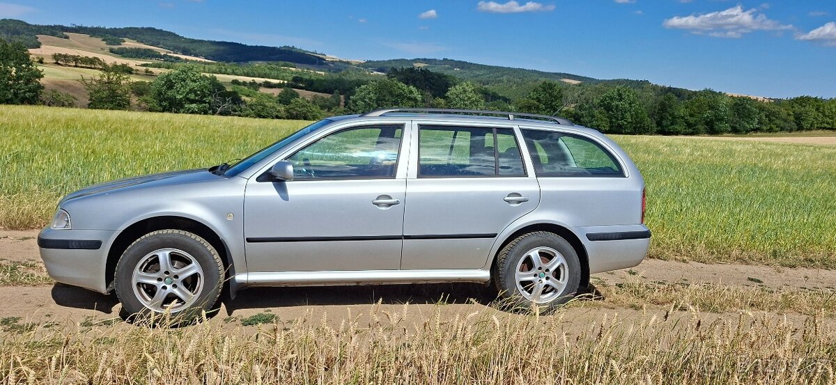 Octavia combi 1,6 75 kw - 2