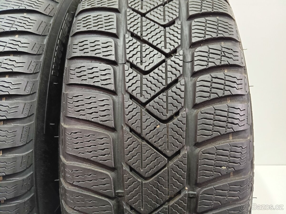 Zimní pneu 225/60/18 Pirelli - 2