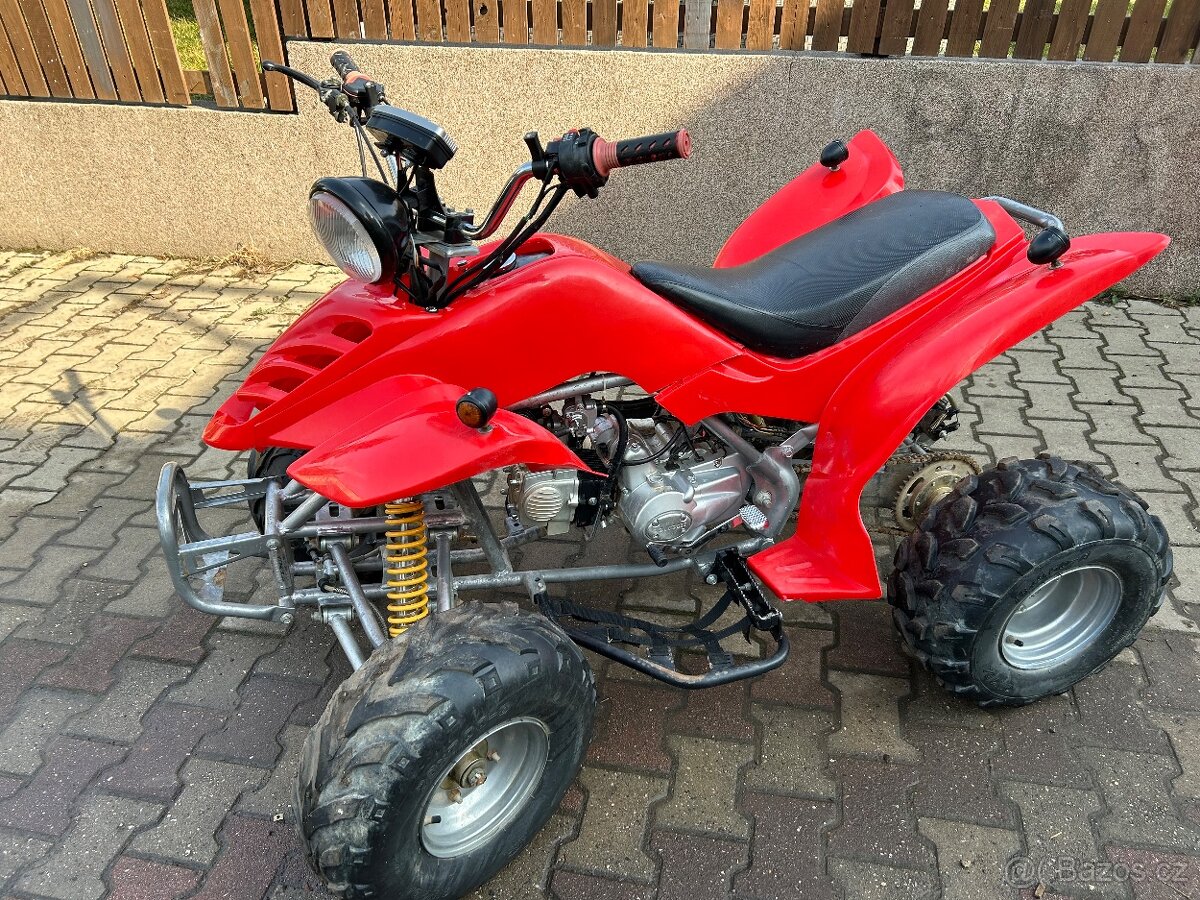Čtyřkolka 110CCM ,jako nová,v hezkém stavu