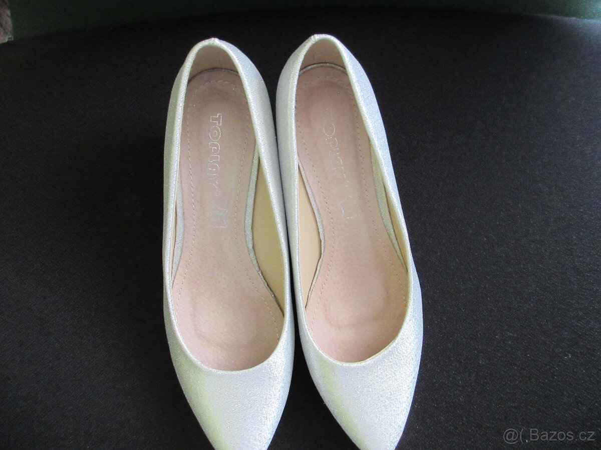 Stříbrné lodičky vel. 38. - 2