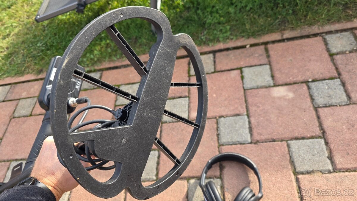 Detektor kovu Makro Simplex+ s bezdrat. sluchatky - 2