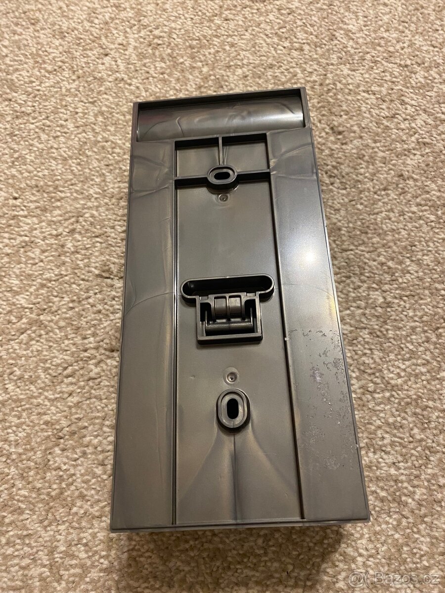 Nástěnný držák s nabíjecí stanicí pro Dyson V11 V15 - 2