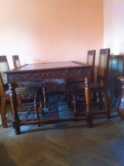 Prodám starožitný nábytek - 2