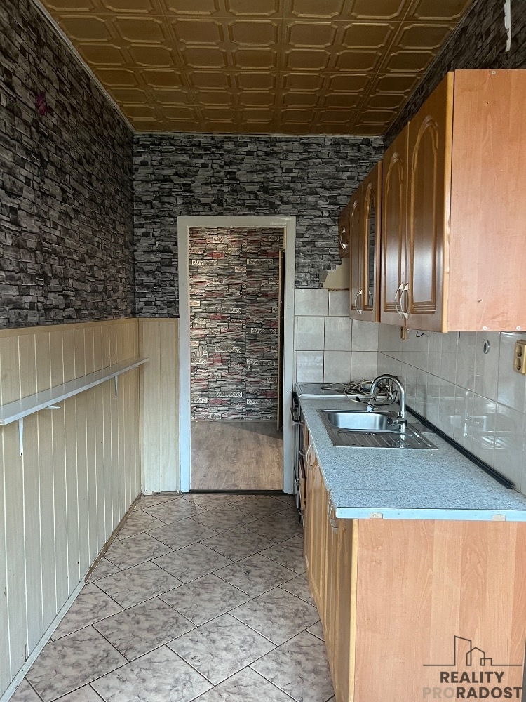 Prodej bytu 2+1/L v Ústí nad Labem - Mojžíř, 2+1 - 2