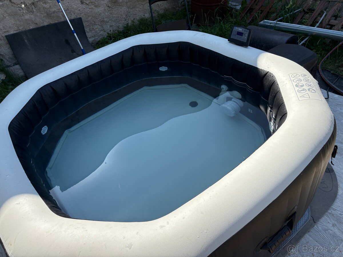 NAFUKOVACÍ VÍŘIVKA PURESPA DELUXE - 2