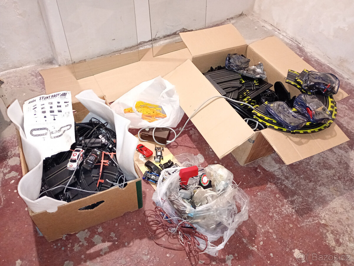 Autodráha 2x CARRERA,1x Stunt Raceway-3xcelkem - 2