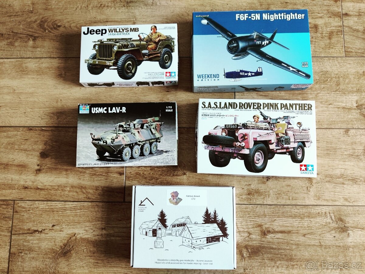 Plastikové a dřevěné modely - 2