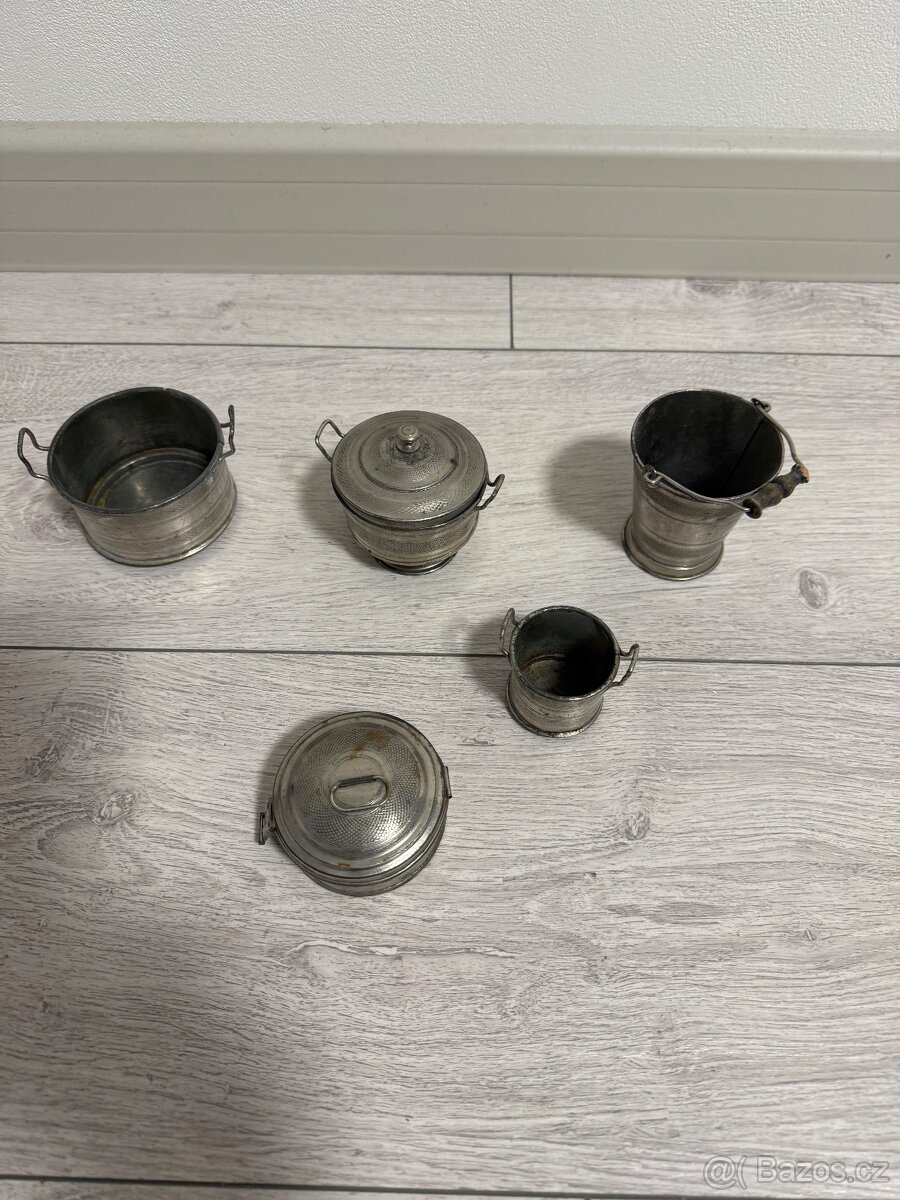 Nádobí pro panenky - 2