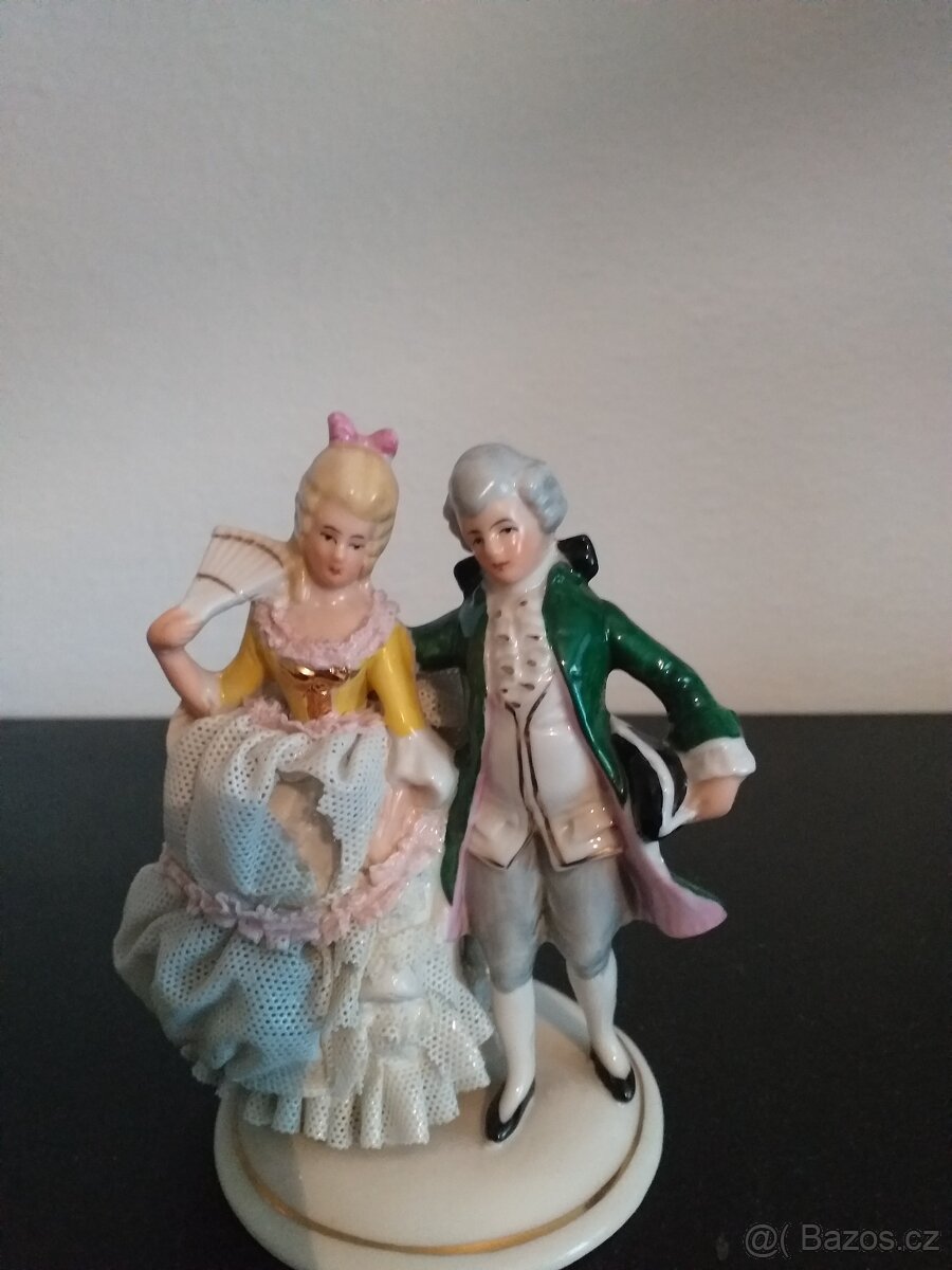 Soška- secesní pár - 2