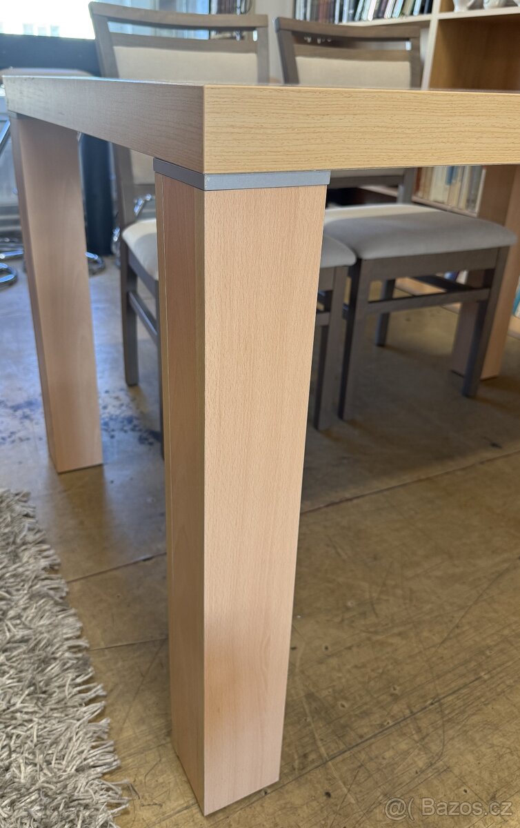 Nový jídelní stůl - 2
