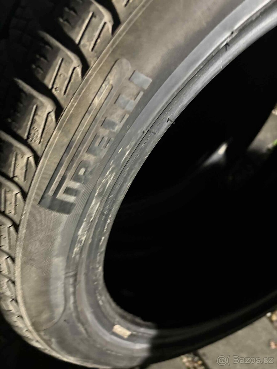 Pneumatiky Pirelli 2 kusy - 2