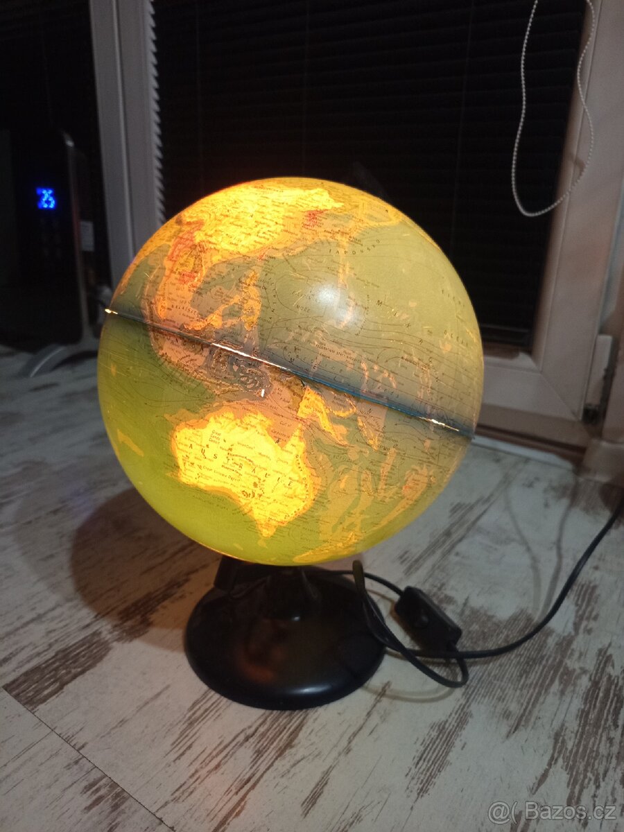 Velký svítící glóbus, lampička - 2
