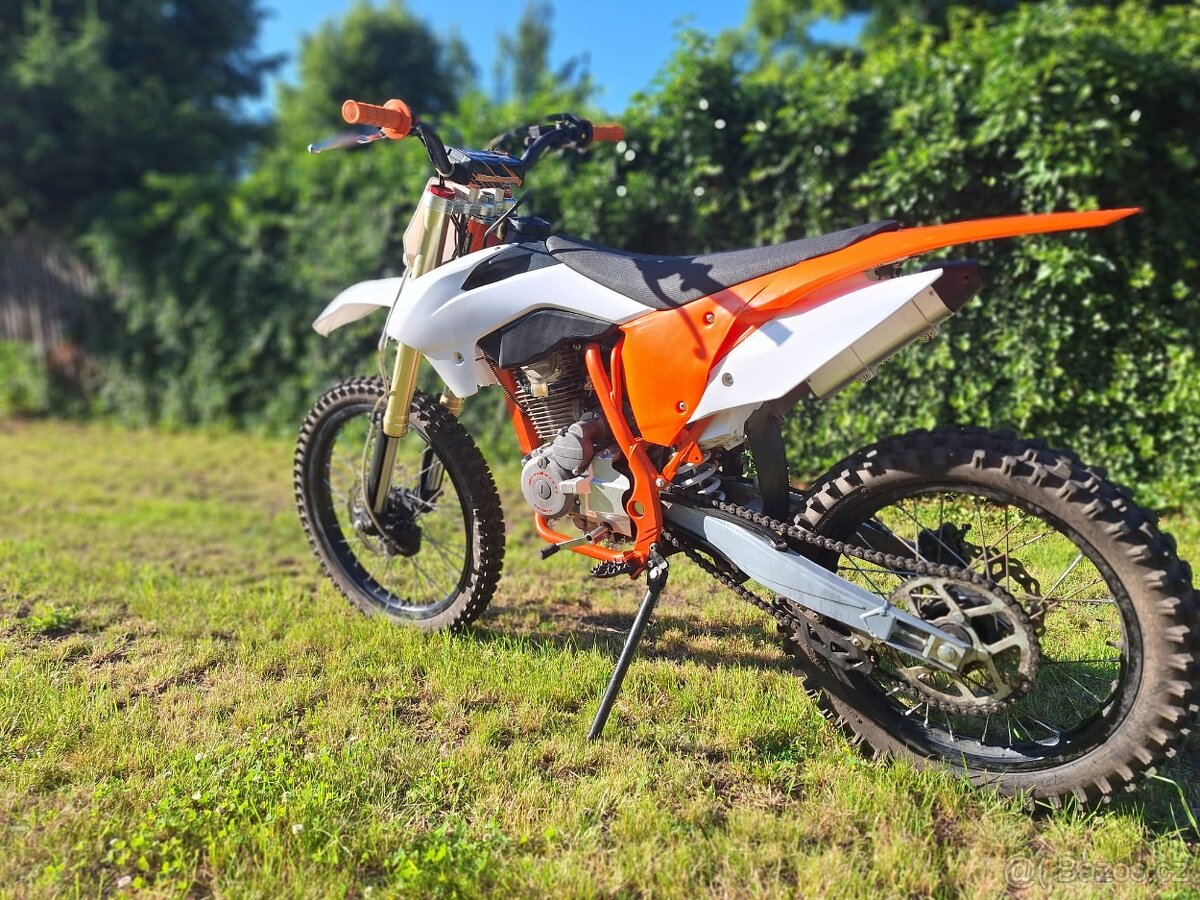 Pitbike Minirocket Pitrock 250ccm