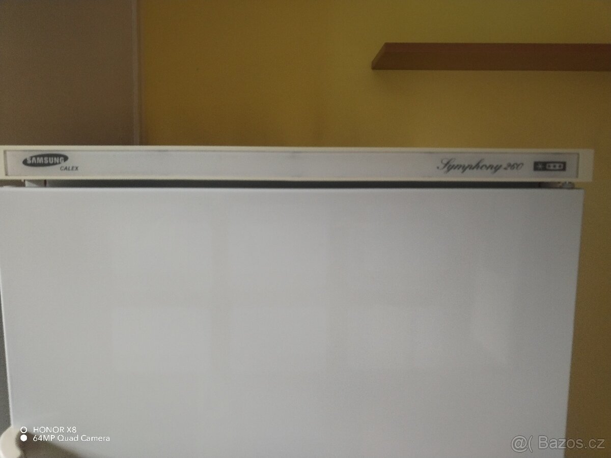 Lednice s mrazákem Samsung. - 2