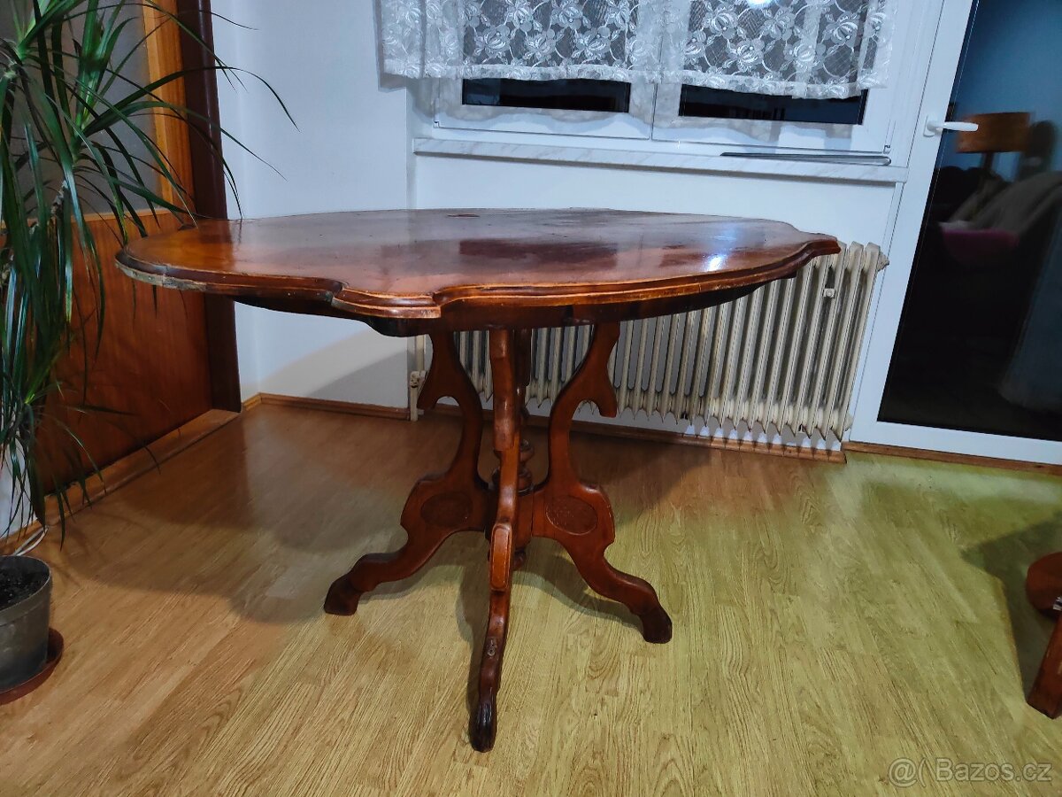 Stůl starožitný - 2