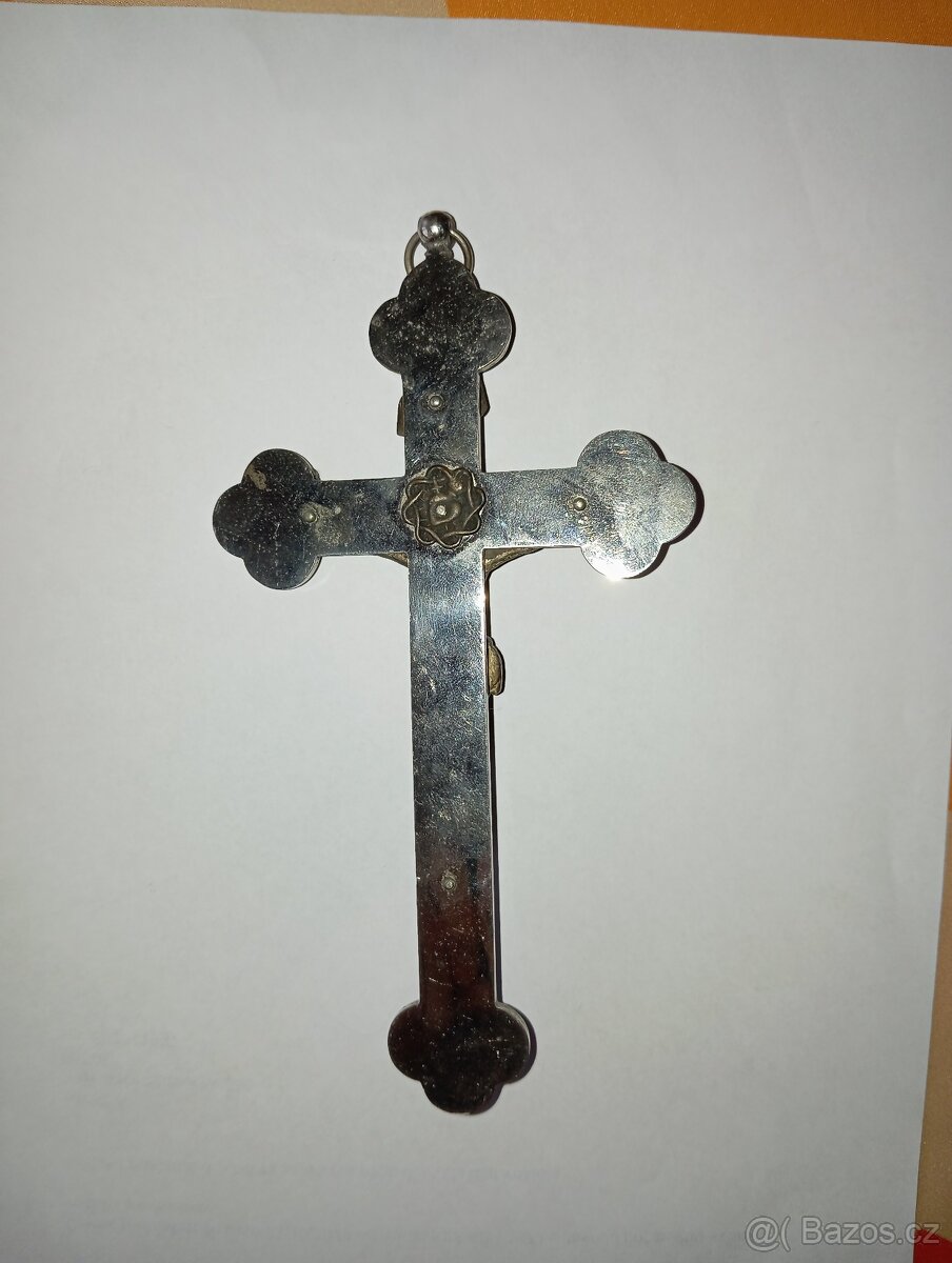 Křížek kovový starožitný - 2