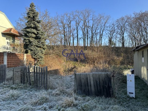 Vlkoš - Pozemky ve Vlkoši se stavebním povolením - 547m2 - 2