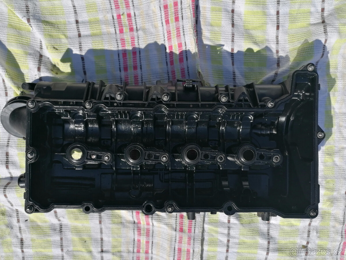 BMW 2,0D B47 víko ventilů - 2