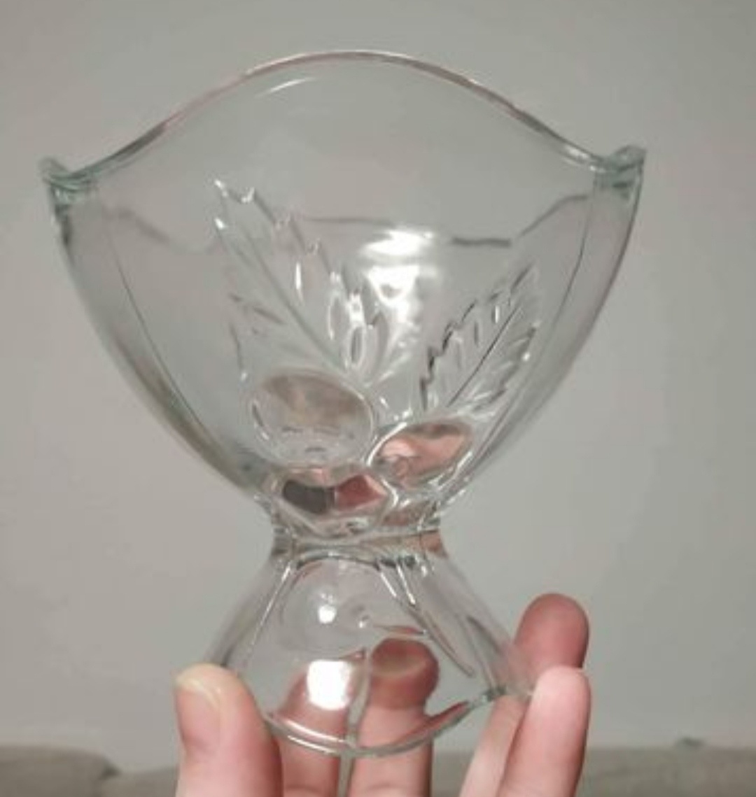 Poháry na zmrzlinu nové - 2