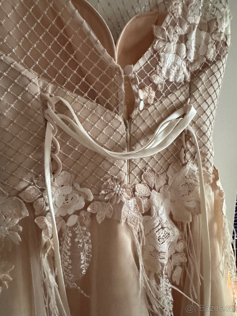 Půjčím plesové / svatební šaty - 2