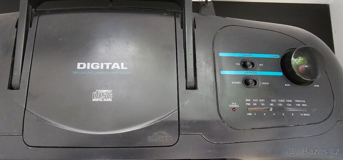 Radiomagnetofon DAEWOO - 2