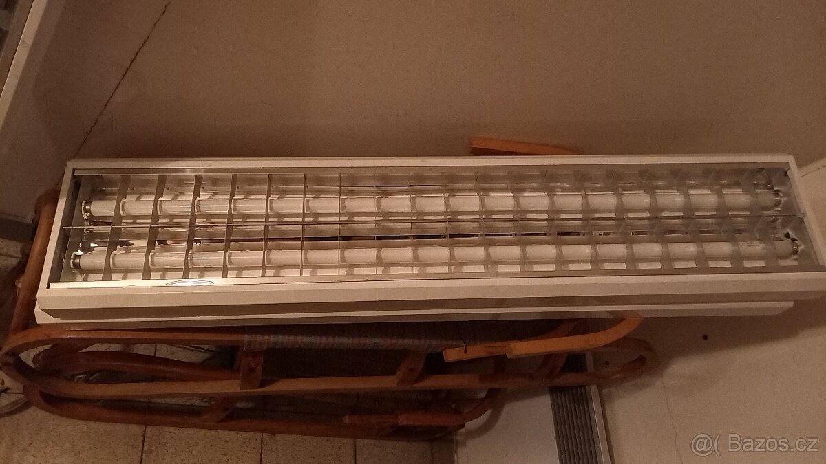 Zářivkové svítidlo - 2