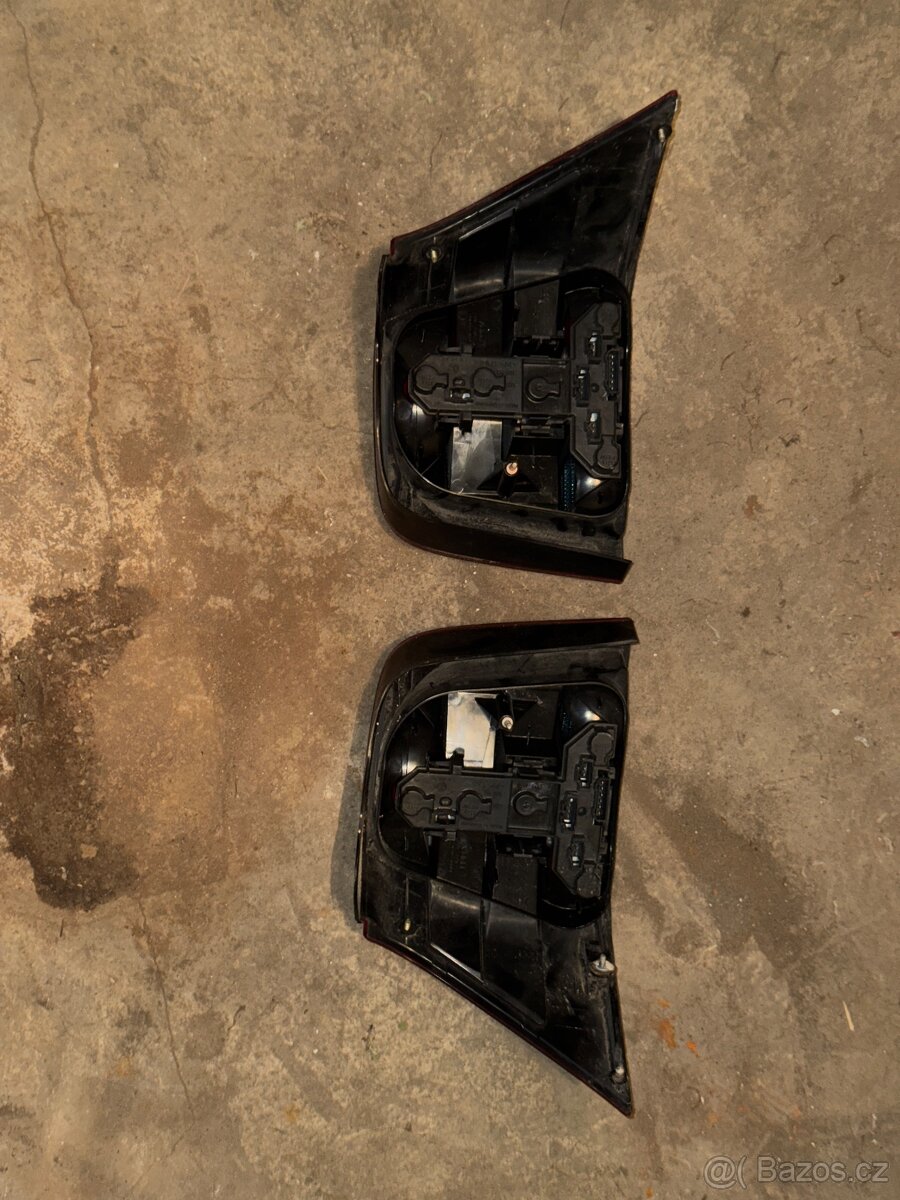Zadní světla VW Golf 4 - 2