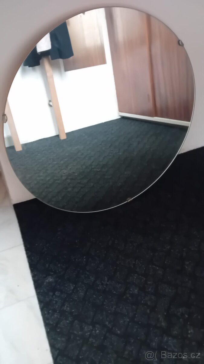 Prodám zrcadlo - 2
