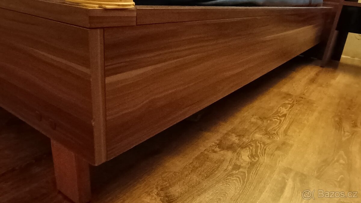 Postel pro dva s roštem, 220x203 - 2