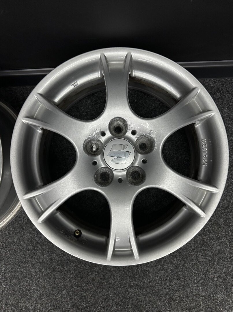 Alu Rial 5x114,3 16” - 2