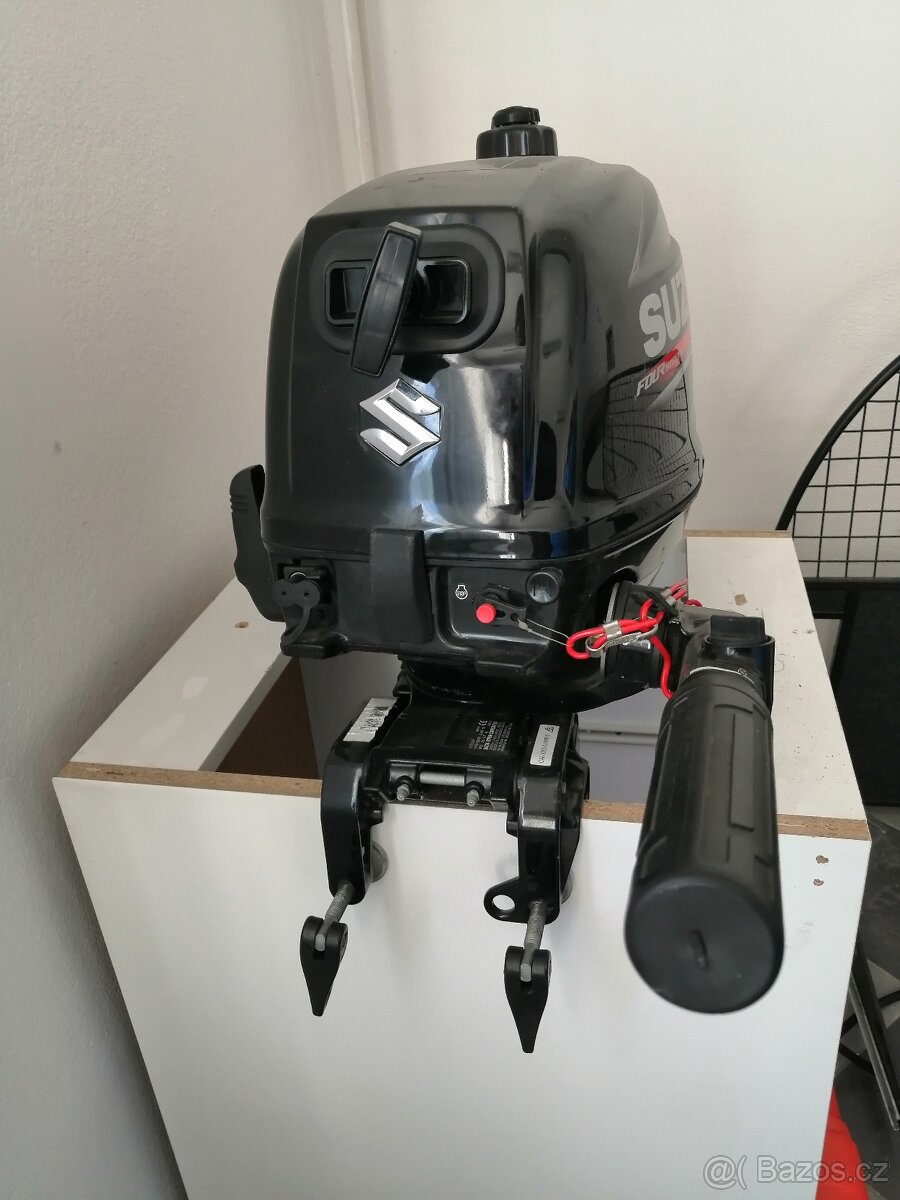 Prodám lodní motor Suzuki DF5 AS - Krátká noha - 2