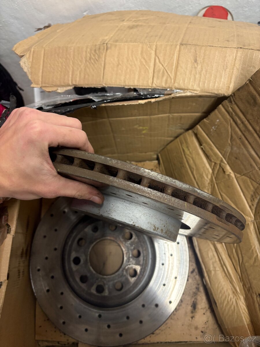 Prodám přední brzdy octavia rs 312mm - 2