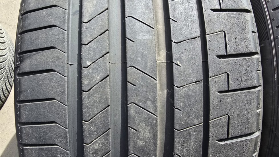 Letní pneumatiky 275/35/19 Pirelli - 2