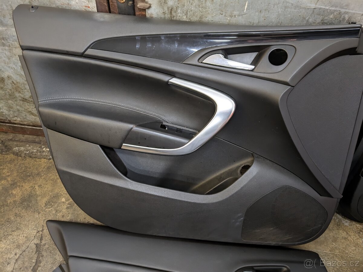 Tapeci, podlaha, roleta... Insignia A combi - 2