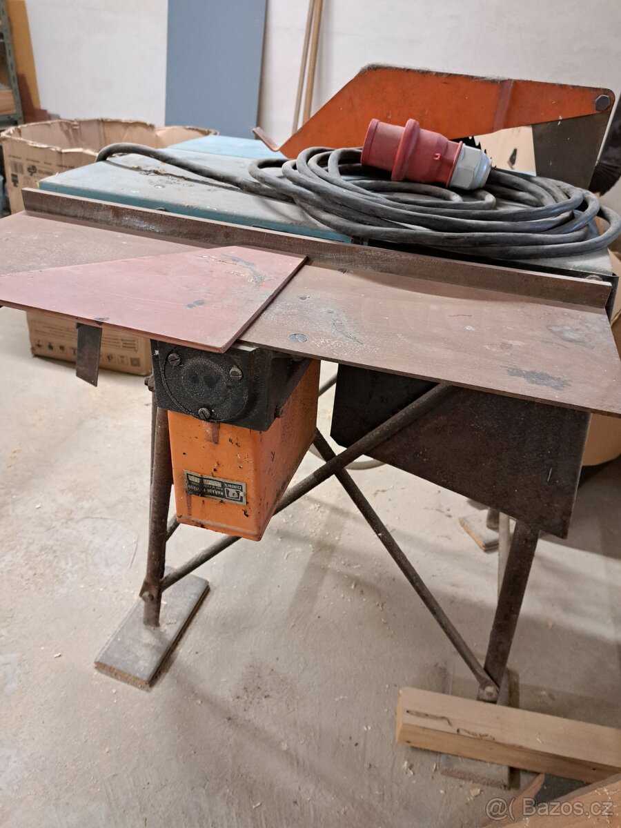 Cirkulárka s hoblovkou - 2