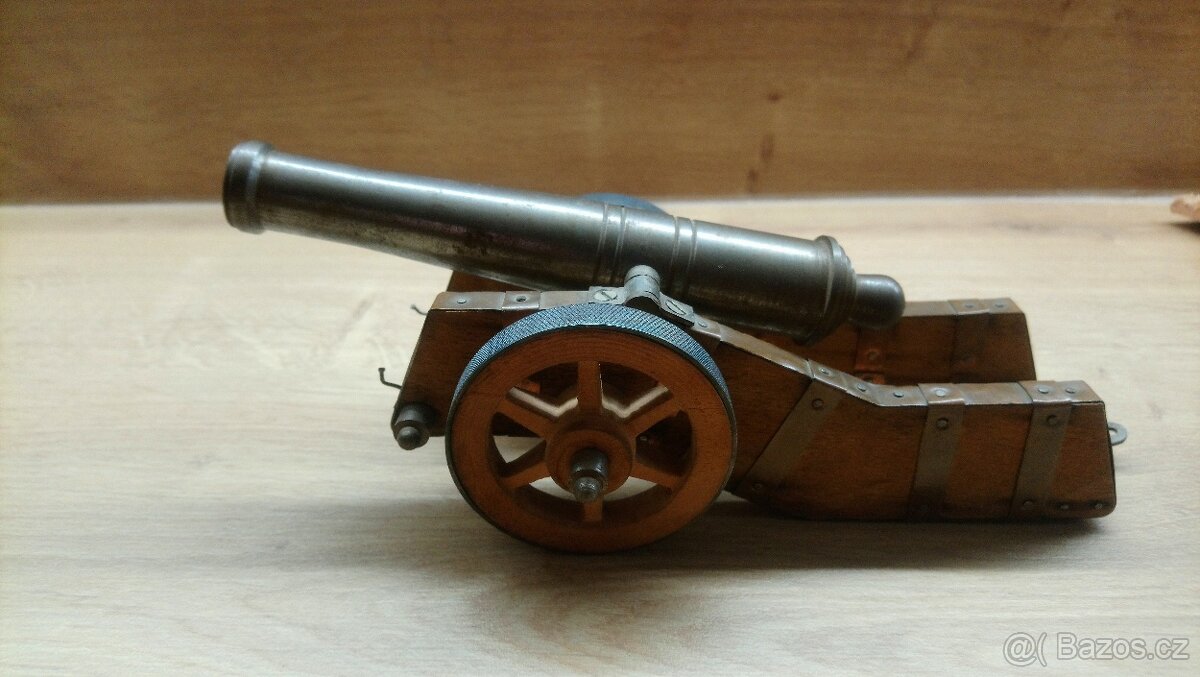 Model děla - 2