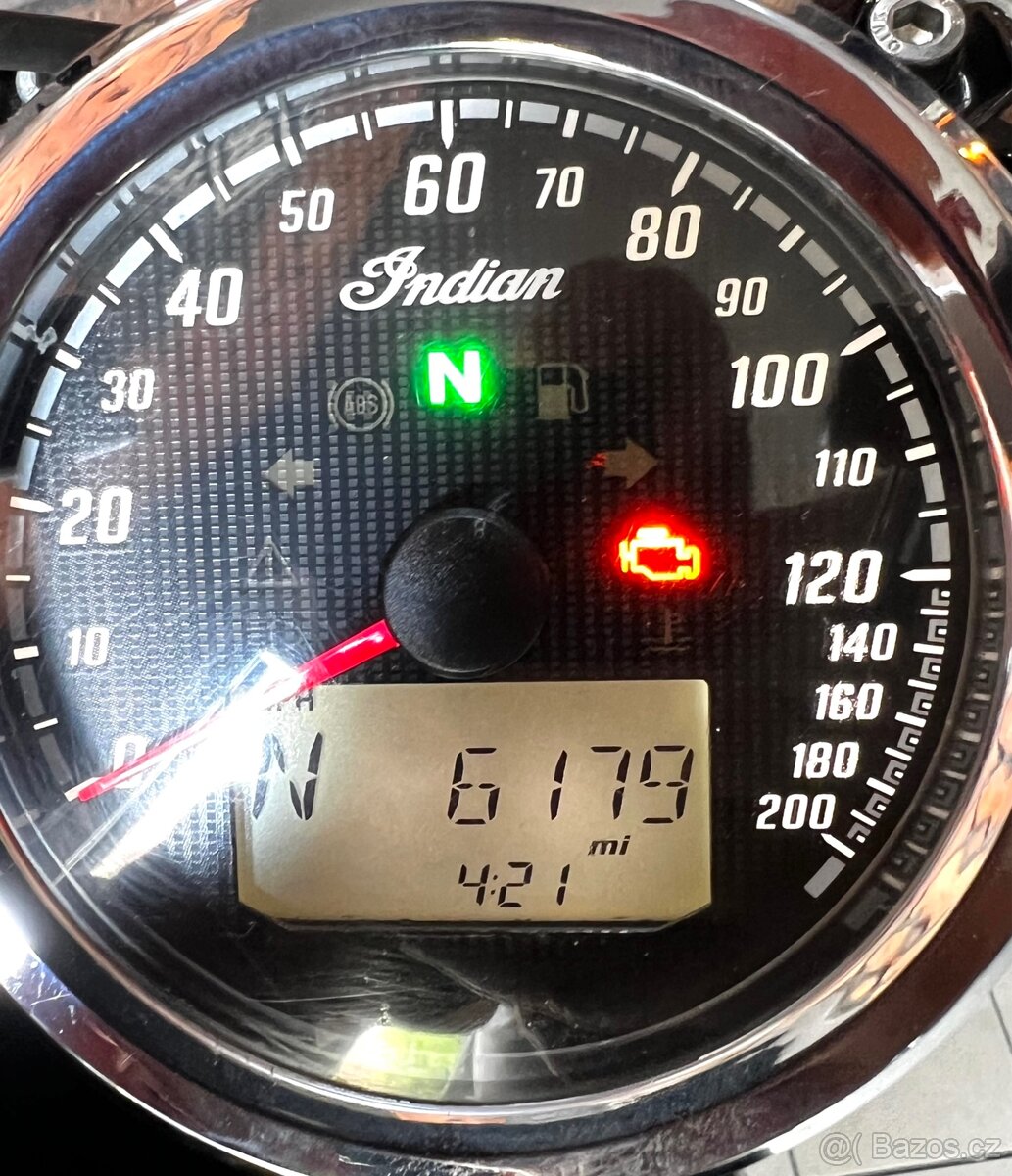 Černý Indian Scout. - 2