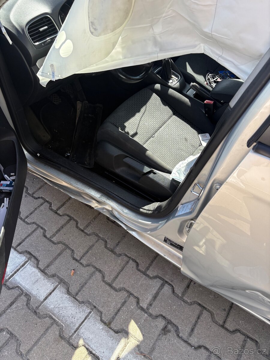 Vw golf 6 variant po nehode - 2
