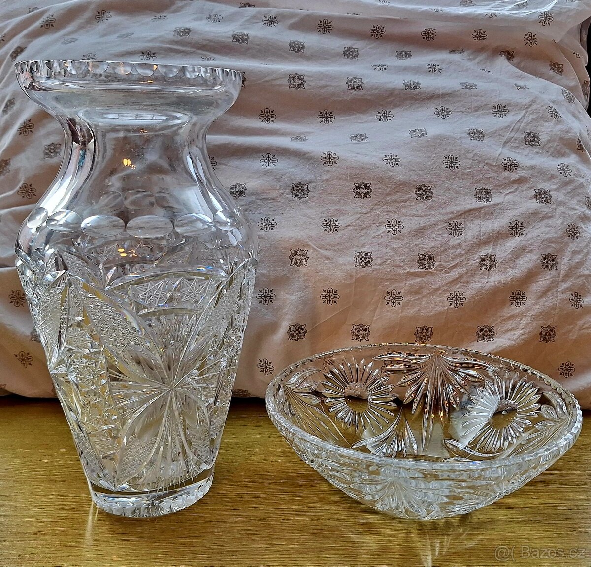 Luxusní broušené sklo – váza a miska - 2