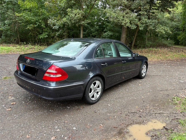 Mercedes Benz E200 CDI W211 - 2