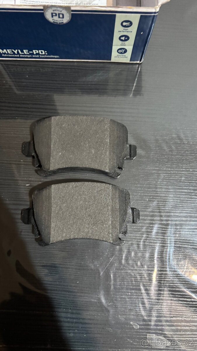 Třmeny Passat B6 - 2