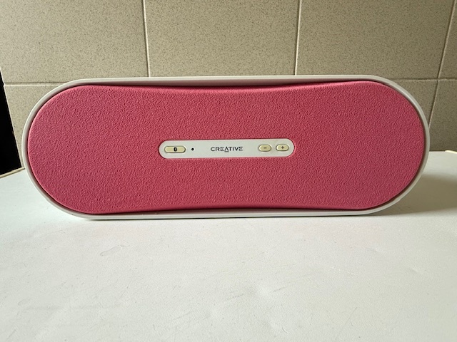 Přenosný bezdrátový reproduktor Creative D100 Bluetooth - 2