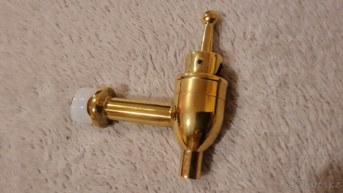 Kohoutek na karafu nebo vodní soudek - 2