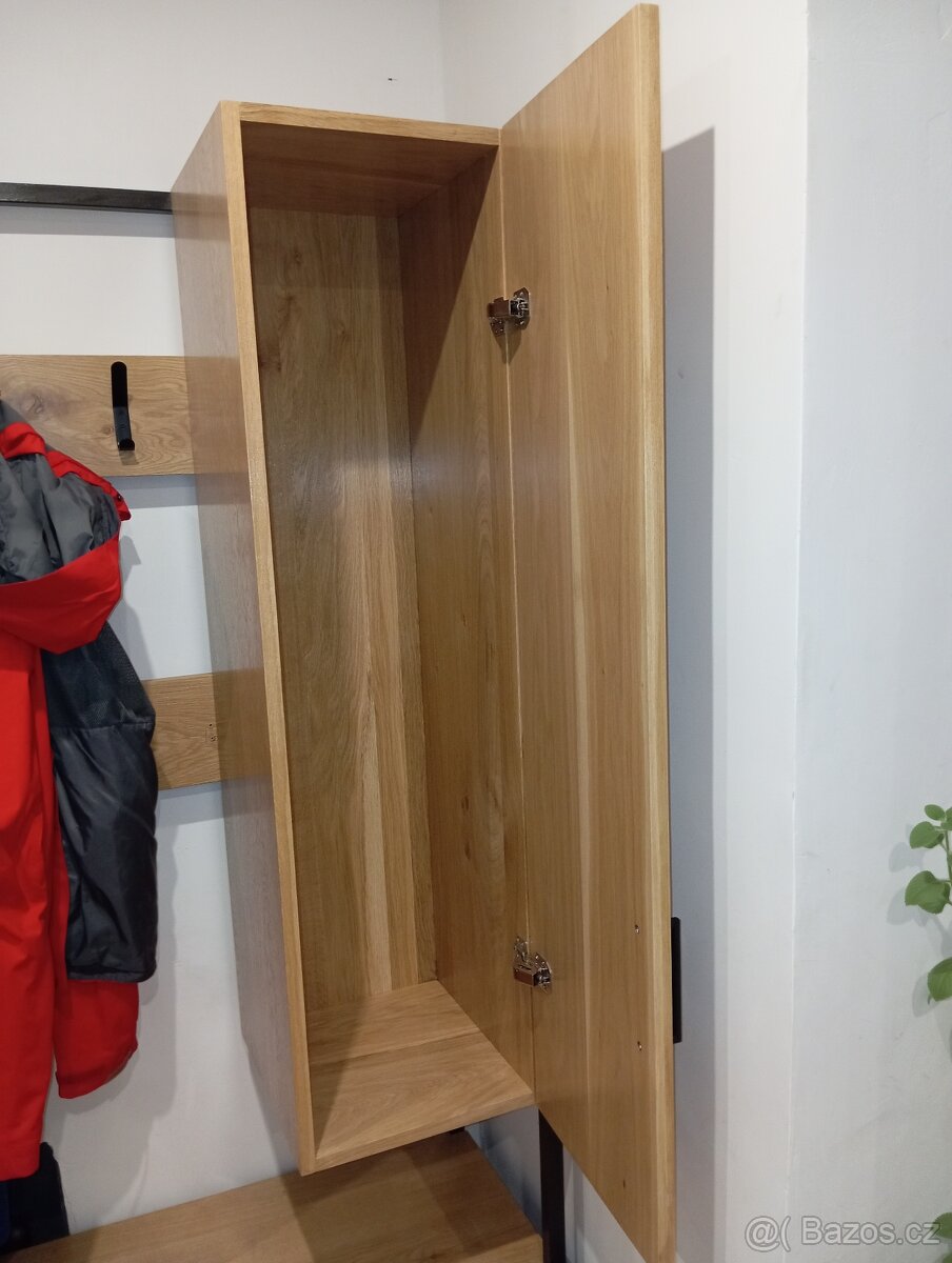 Výroba dubové skříněk a jiného nábytku - 2