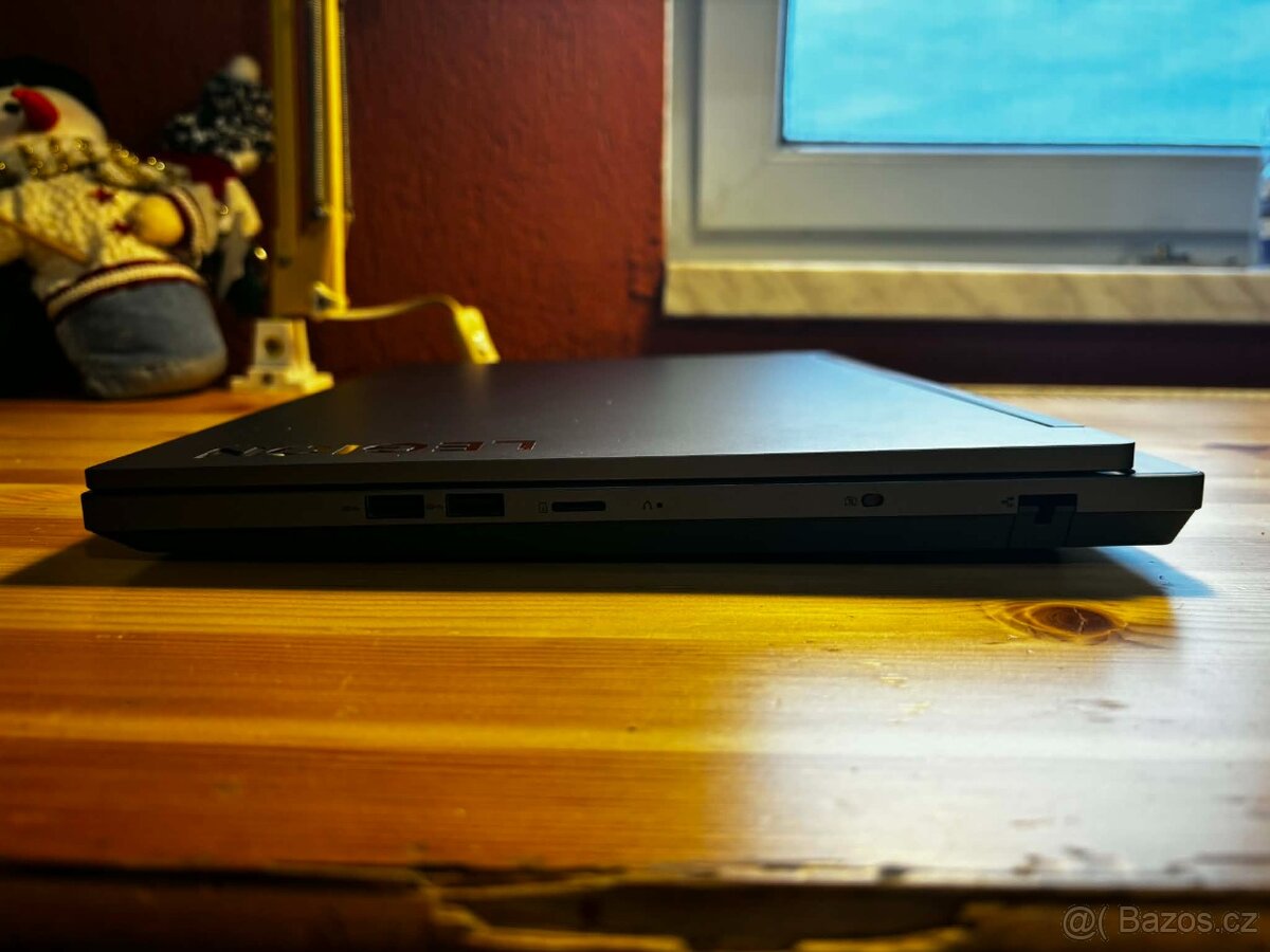 Lenovo Legion 5 / i7-14650HX / RTX 4060 8GB / 32GB DDR5 / 1T - 2