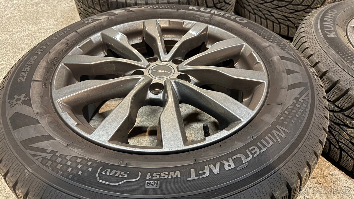 Originál Subaru 17” alu + zimní pneu + TPMS - TOP stav - - 2