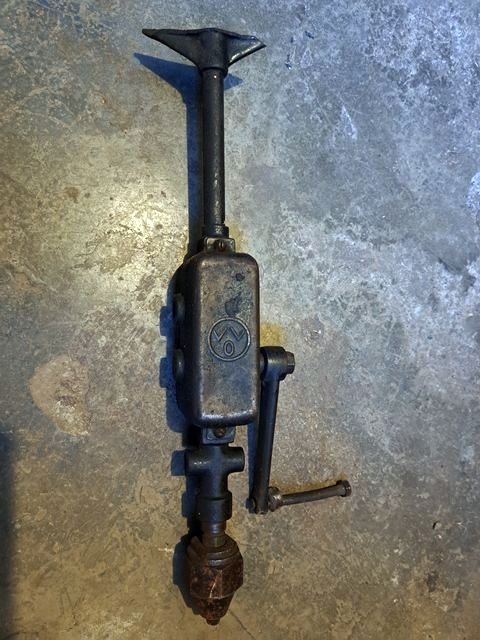 Ruční mechanická vrtačka - 2