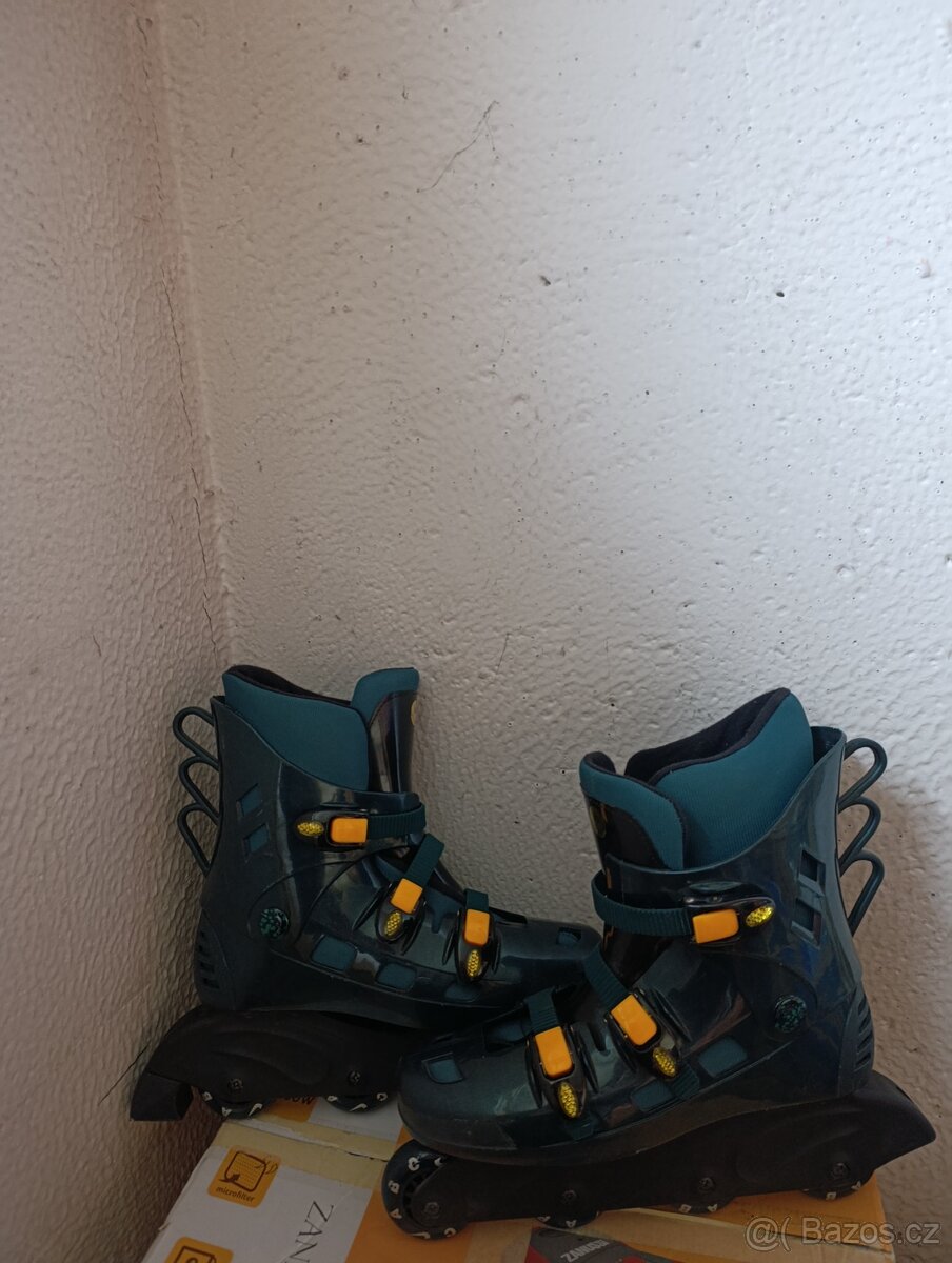 Kolečkové brusle. - 2