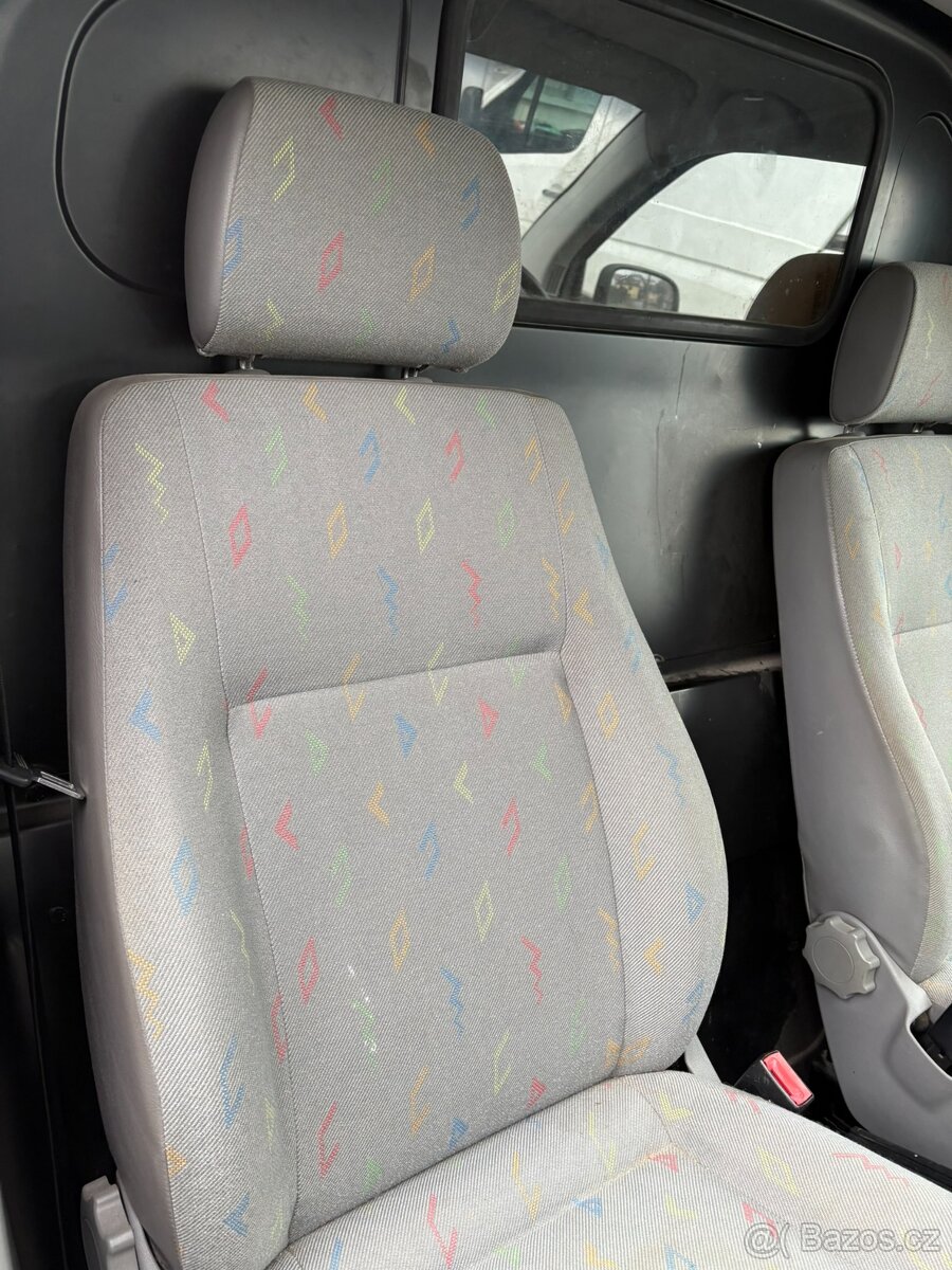 Vyměním sedačku za dvojsedačku VW T5 - 2