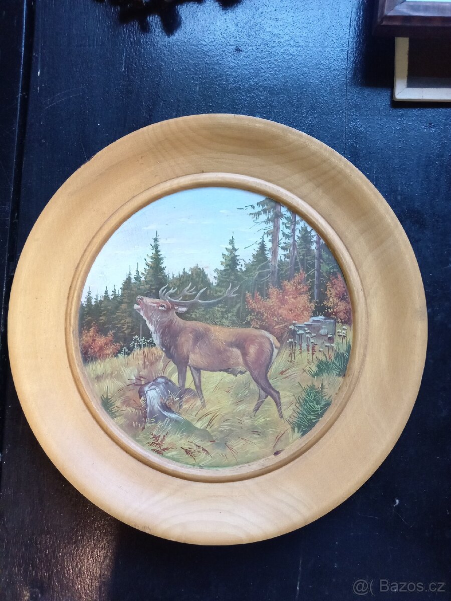 Obraz jelen na dřevěném talíři 28cm - 2